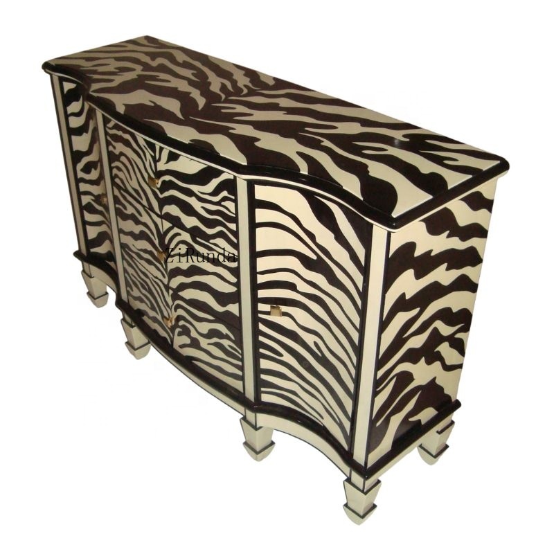 Zebra Painted Kitchen Cabinet  - đánh giá và giá Interior Design Monochrome
