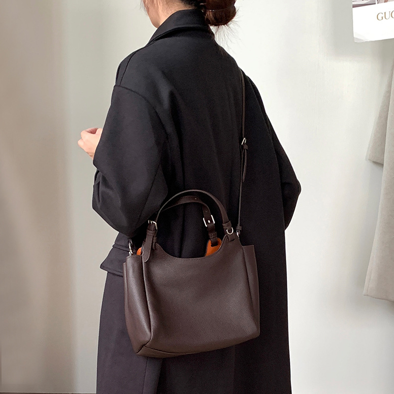 Retro-style Genuine Leather Ha - đánh giá và giá Interior Design Vintage Style