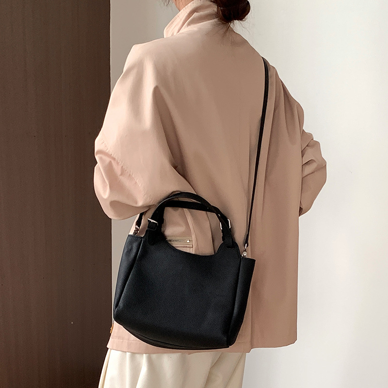 Retro-style Genuine Leather Ha - đánh giá và giá Interior Design Vintage Style